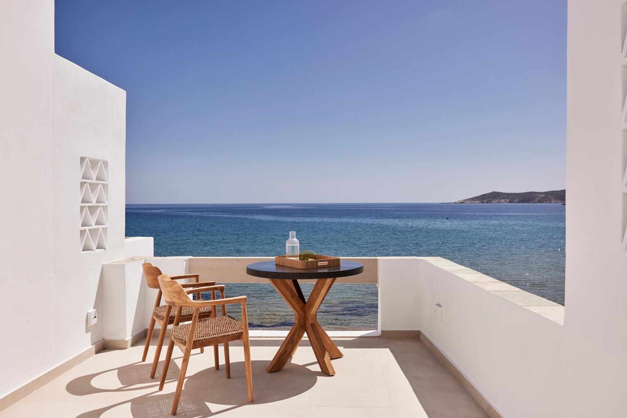 Platis Gialos  Enalion Suites Sifnos חדר תמונה