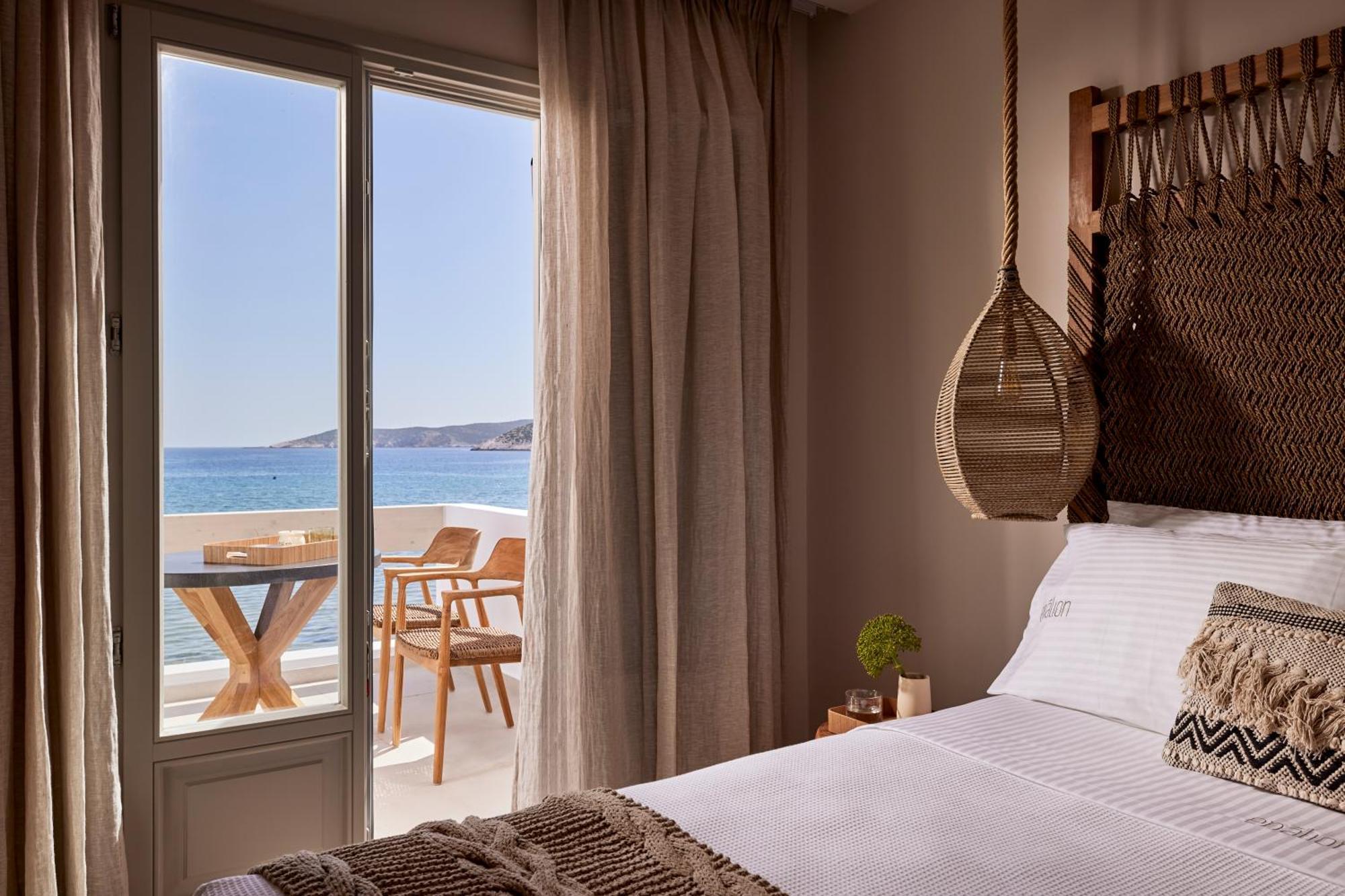 Platis Gialos  Enalion Suites Sifnos חדר תמונה